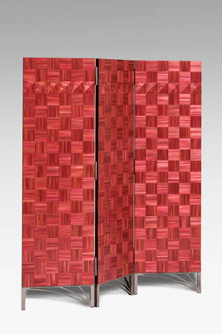 Paravent en paille rouge